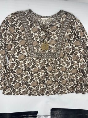 Lucky Brand Lace Neck Top in Multi Floral Warm